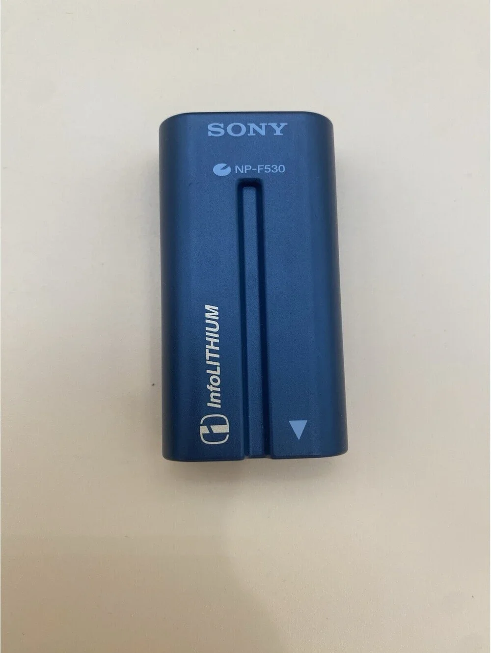 Sony Digital Mavica Silver Still Camera Model #MVCFD5 - Needs Charger - VTG 1997